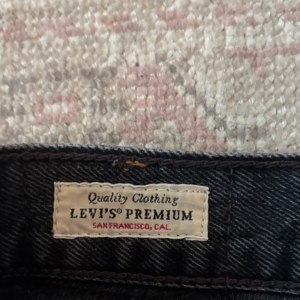 Levi's Black Ribcage Wide-Leg Women's Jeans - Picture 3 of 7